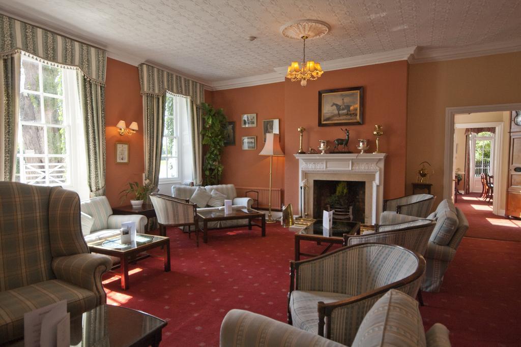 Corse Lawn House Hotel Eksteriør bilde